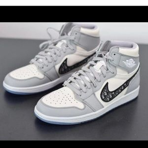 Nike Mens Dior Air Jordan 1 size 12 Shoe sneaker Brand new with box